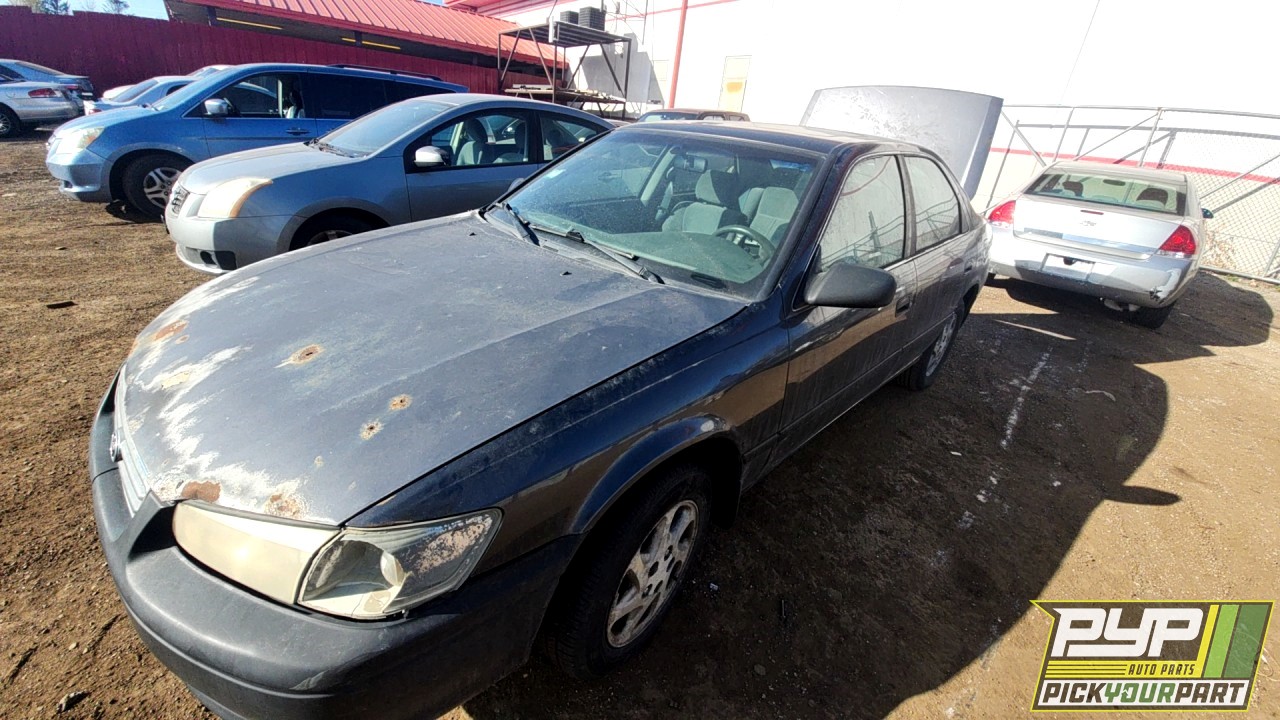 2001 TOYOTA CAMRY available for parts