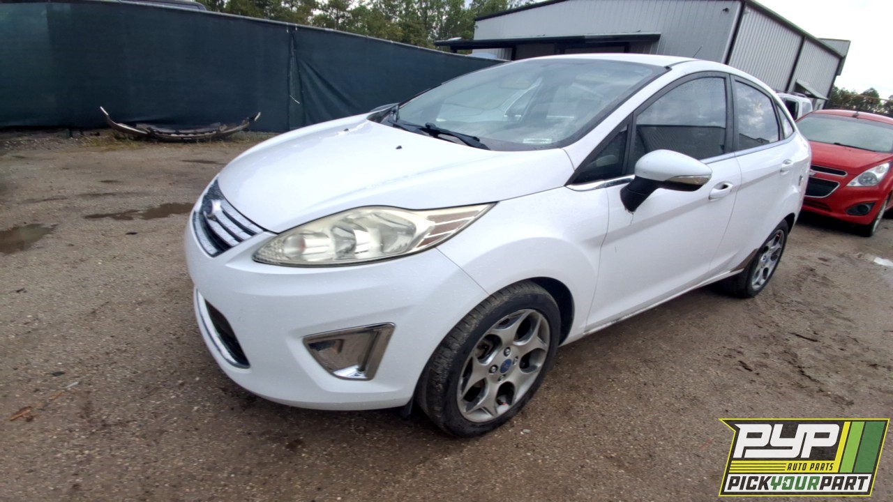2011 FORD FIESTA partes disponibles