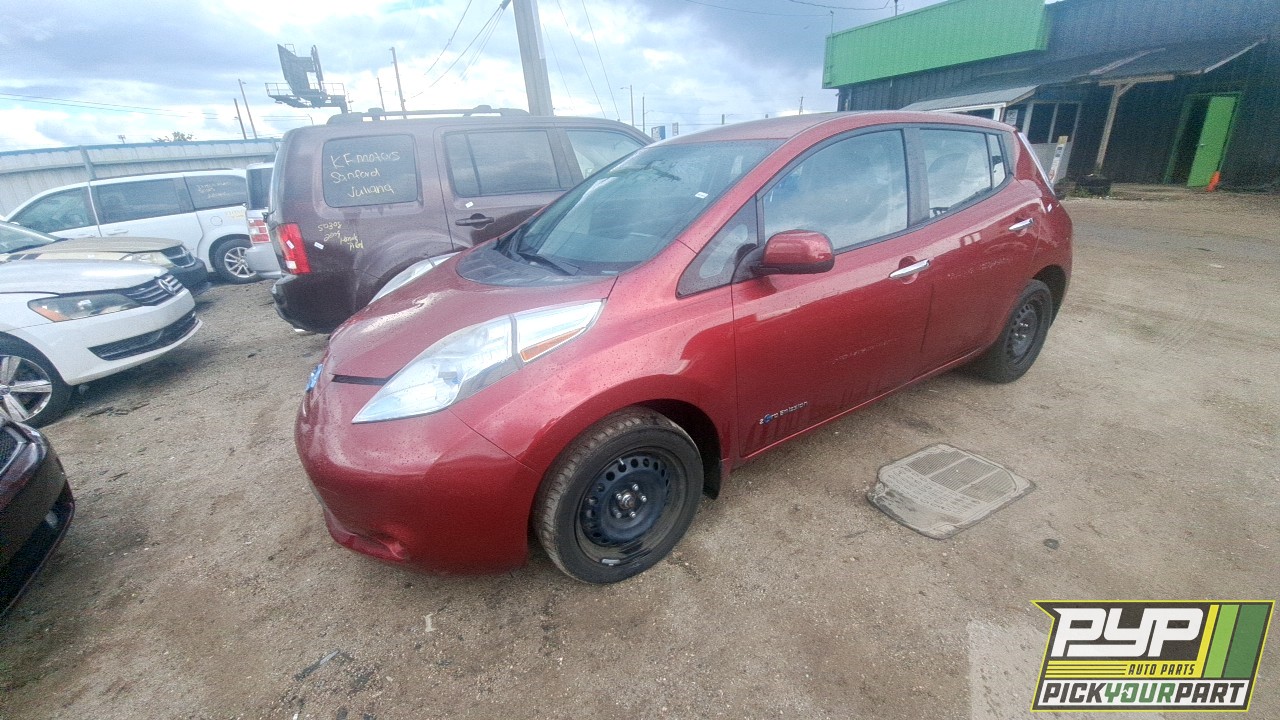 2014 NISSAN LEAF partes disponibles