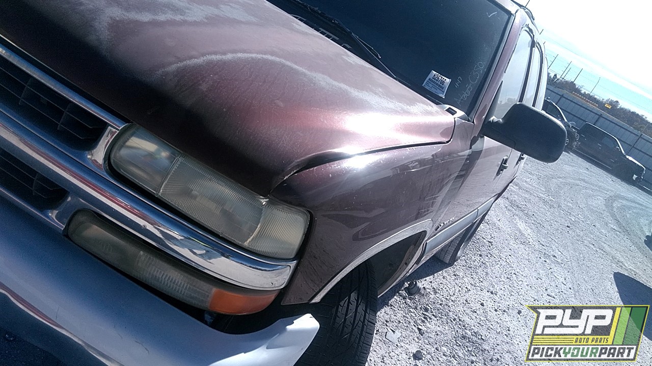 2002 CHEVROLET TAHOE partes disponibles