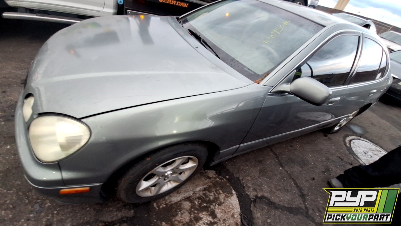 2004 LEXUS GS300 partes disponibles