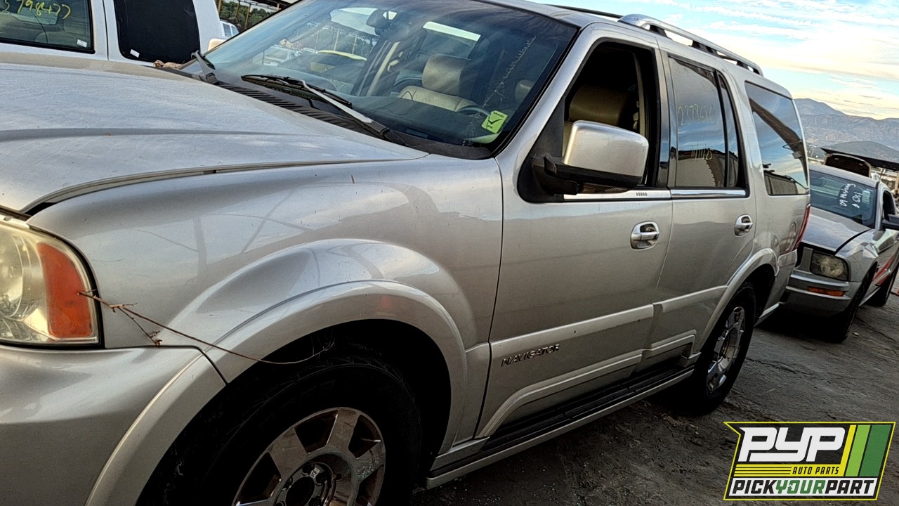 2003 LINCOLN NAVIGATOR available for parts