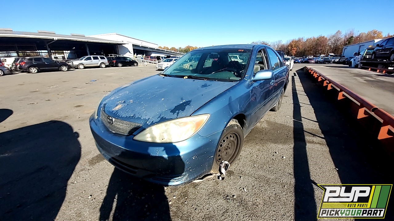 2004 TOYOTA CAMRY partes disponibles