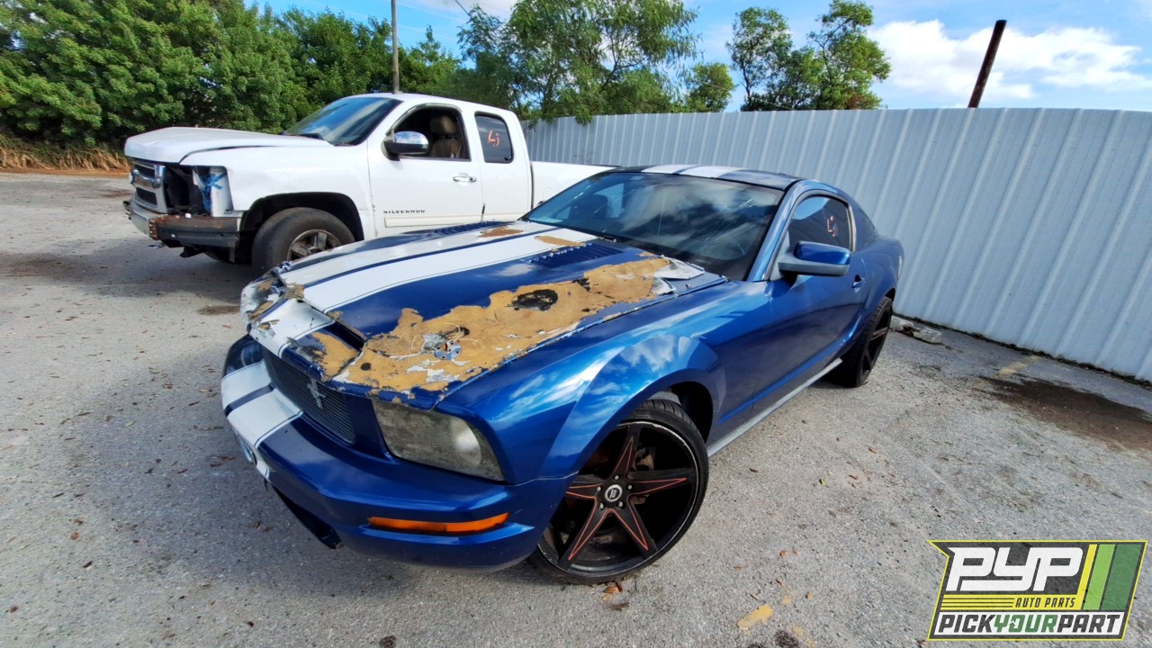 2007 FORD MUSTANG available for parts