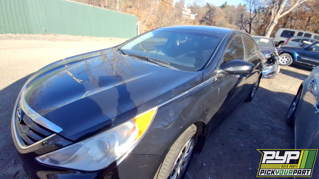 2012 HYUNDAI SONATA available for parts