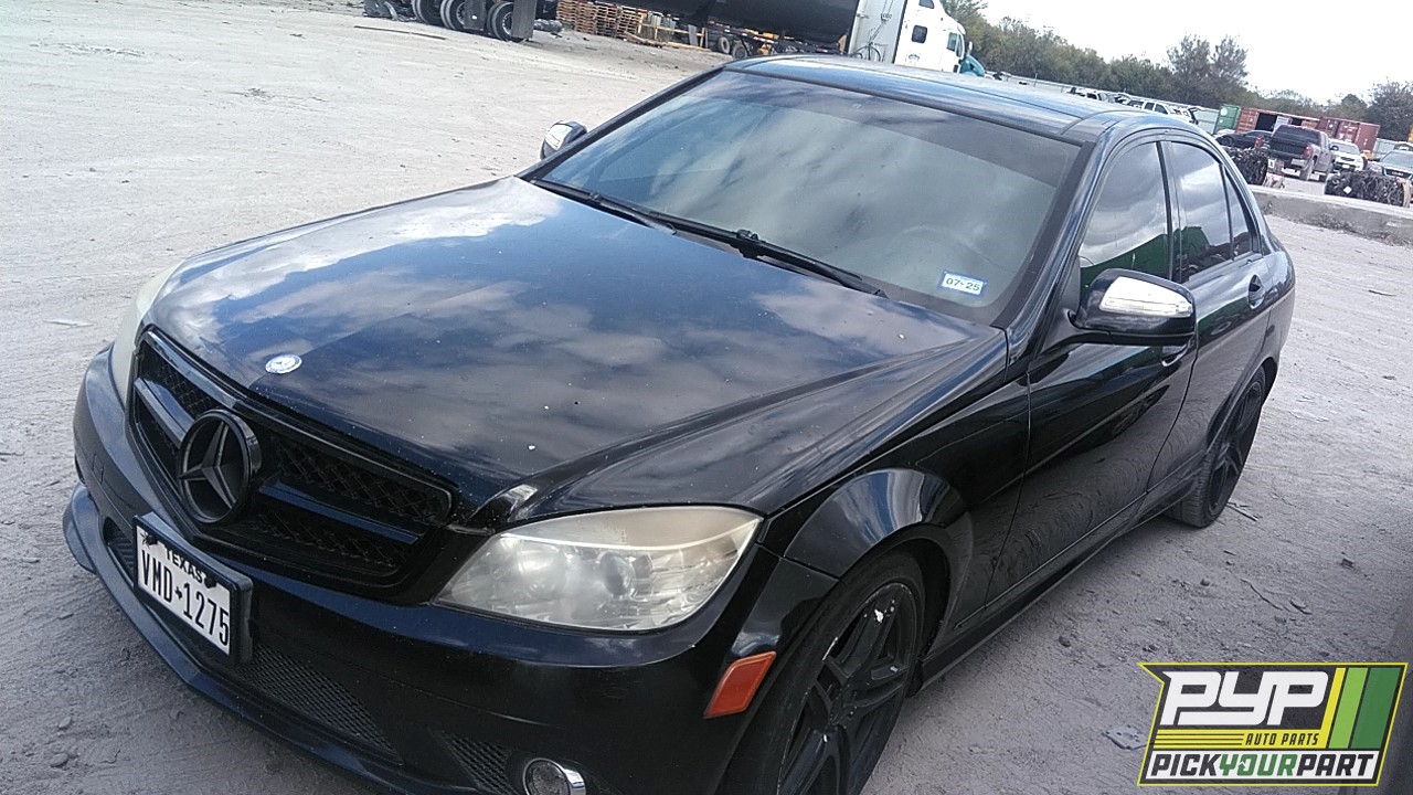 2009 MERCEDES-BENZ C350 partes disponibles