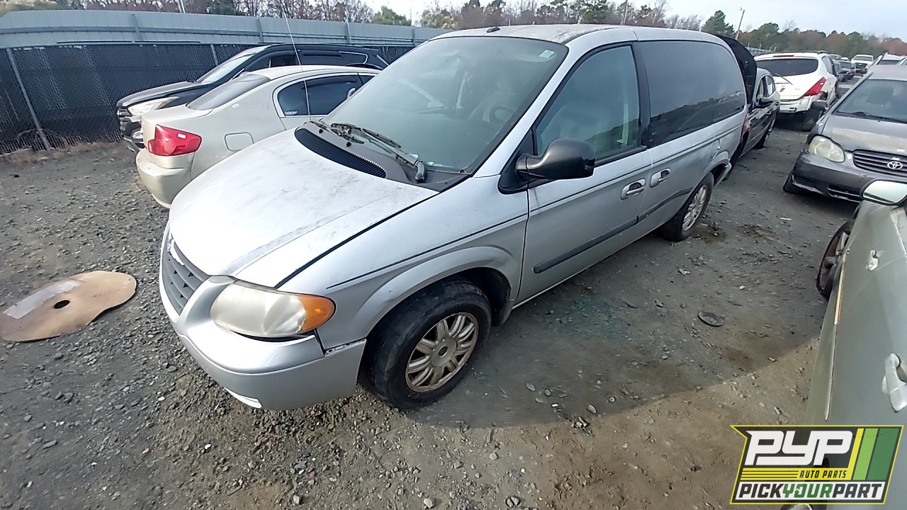 2006 CHRYSLER TOWN & COUNTRY available for parts