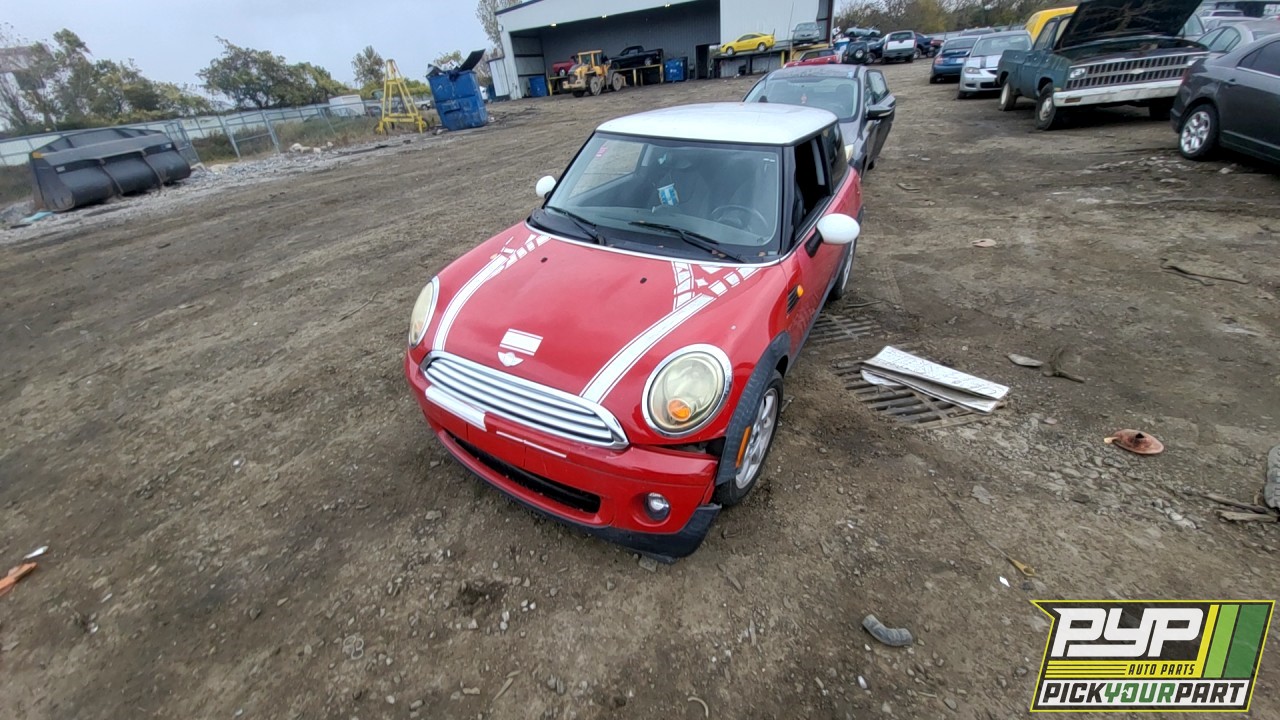 2007 MINI COOPER partes disponibles