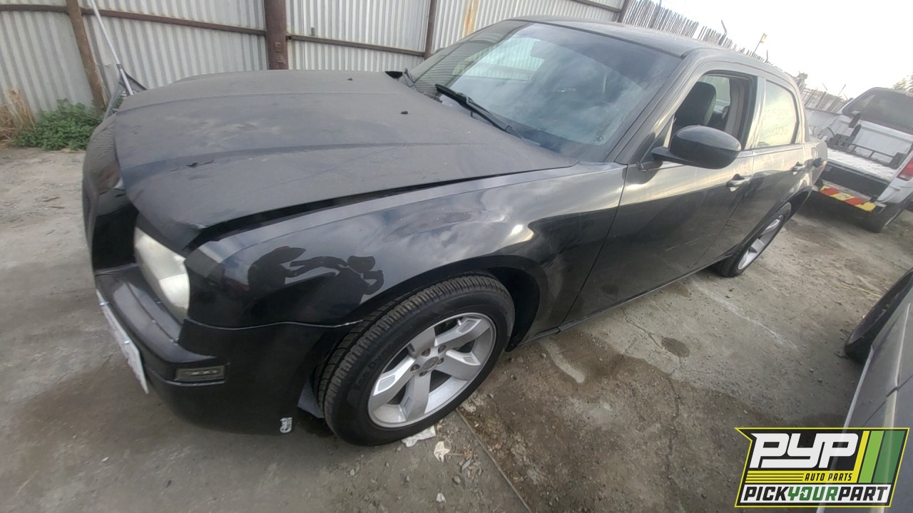 2006 CHRYSLER 300 partes disponibles