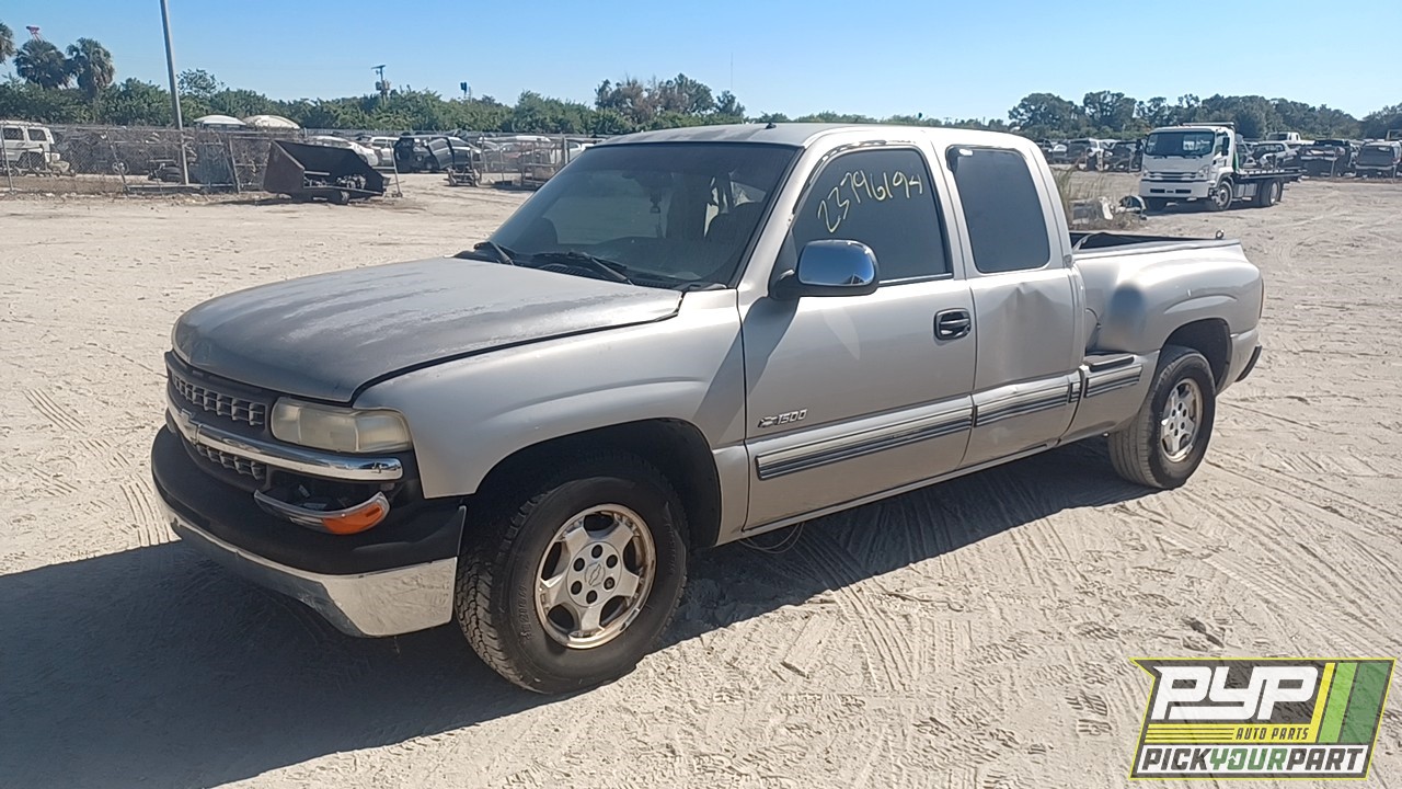 2001 CHEVROLET SILVERADO 1500 available for parts