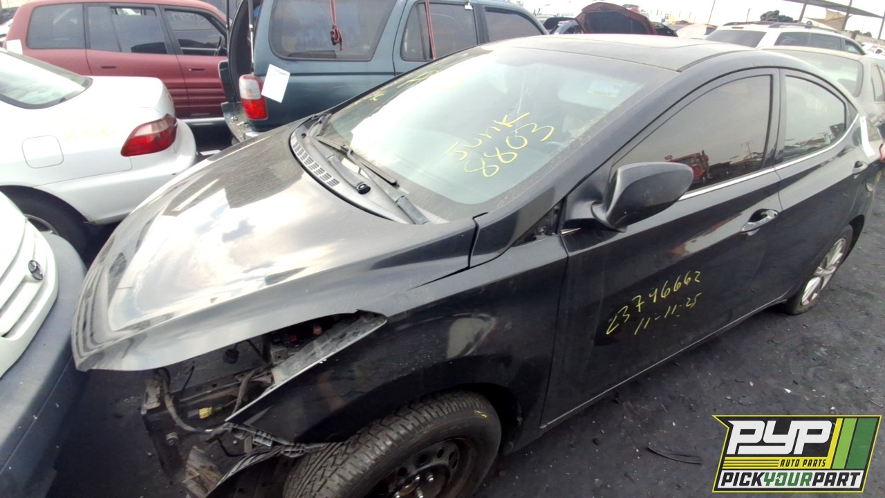 2015 HYUNDAI ELANTRA partes disponibles