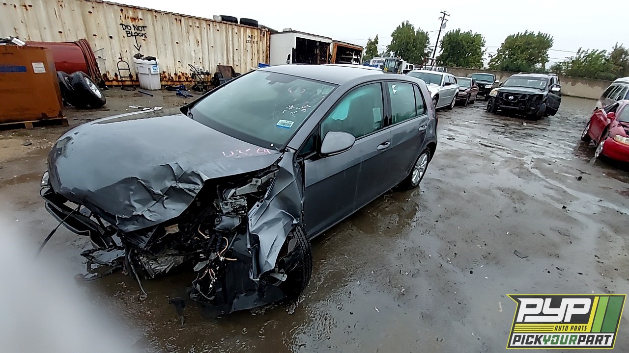 2019 VOLKSWAGEN GOLF partes disponibles