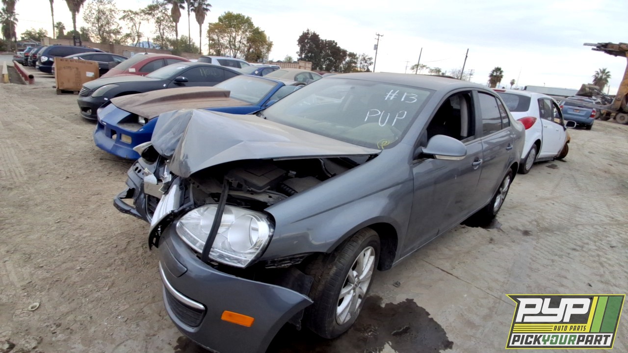 2010 VOLKSWAGEN JETTA partes disponibles