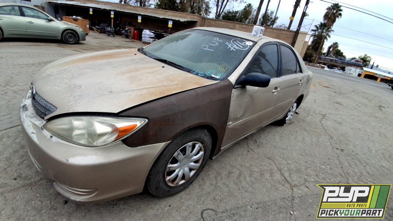 2004 TOYOTA CAMRY partes disponibles