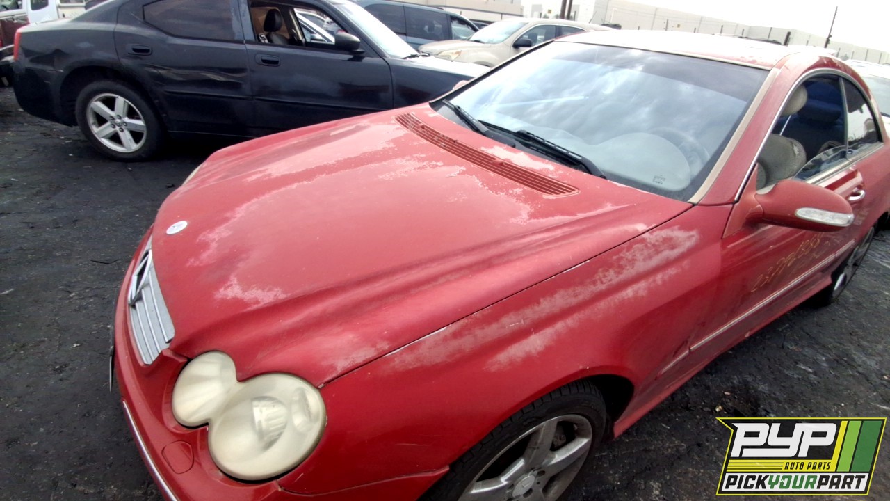 2005 MERCEDES-BENZ CLK500 partes disponibles