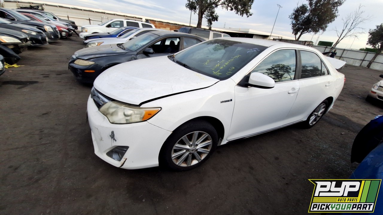 2012 TOYOTA CAMRY partes disponibles
