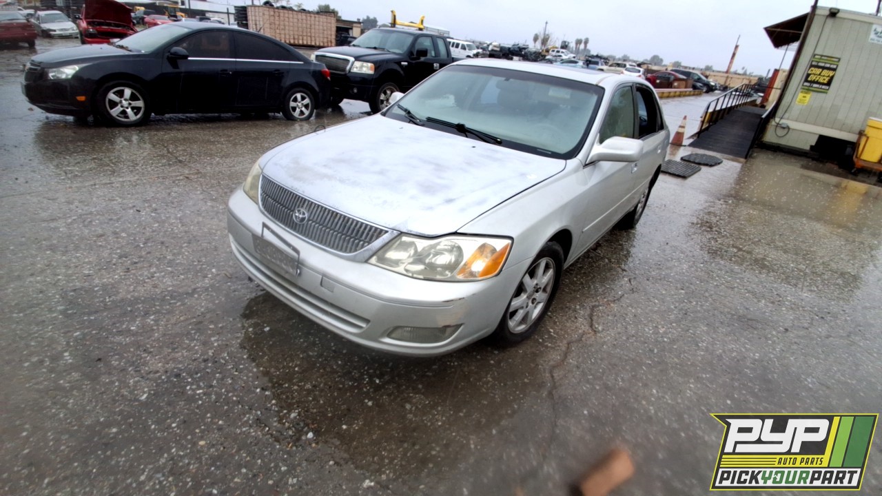 2000 TOYOTA AVALON available for parts