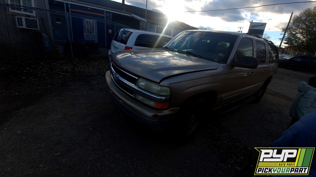 2000 CHEVROLET SUBURBAN 1500 available for parts