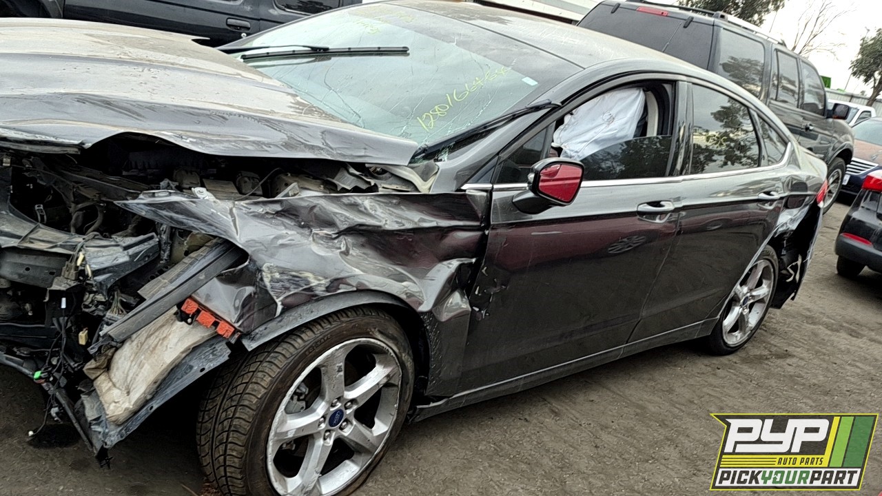 2015 FORD FUSION partes disponibles