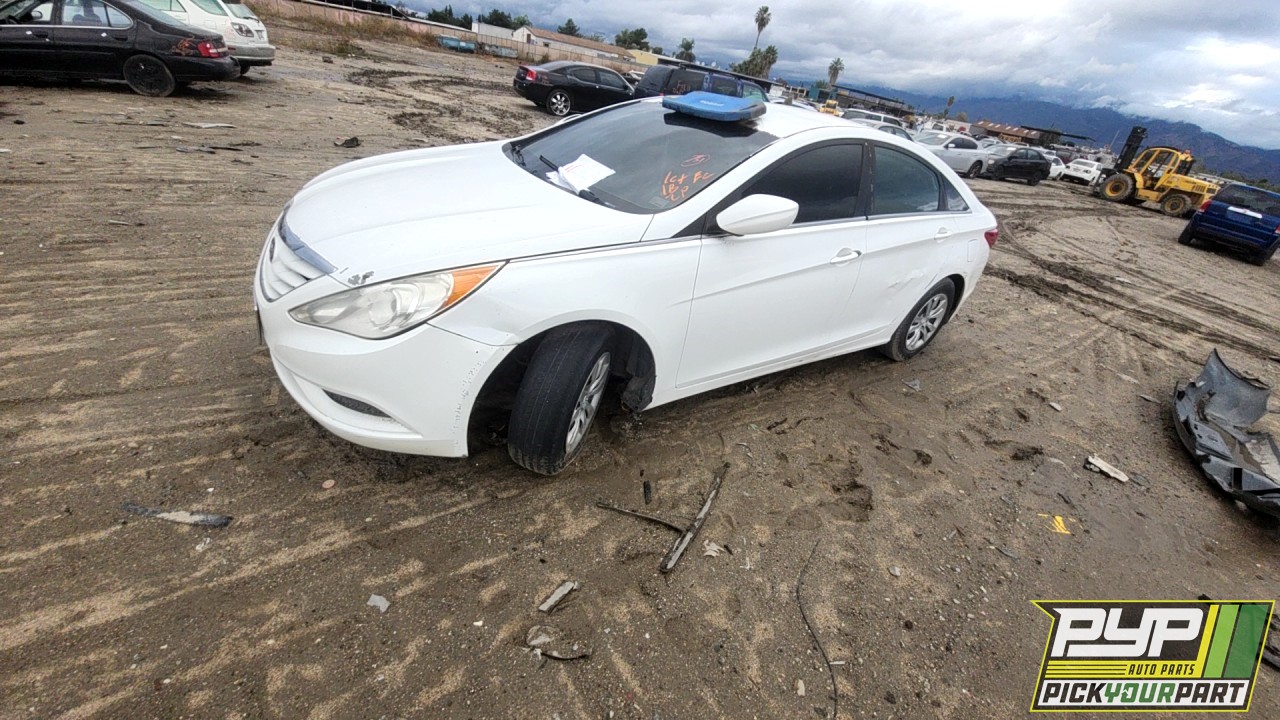 2012 HYUNDAI SONATA available for parts
