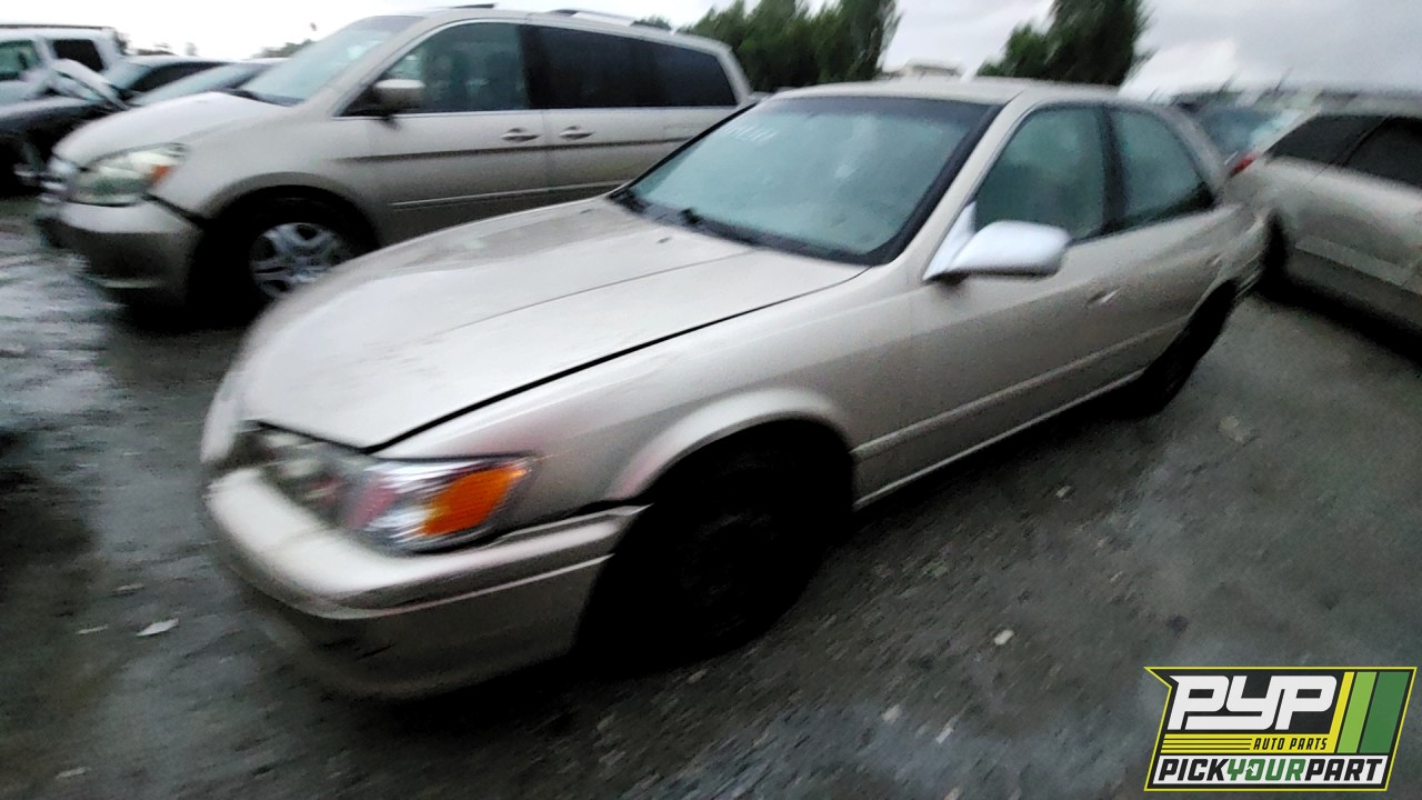 2000 TOYOTA CAMRY partes disponibles