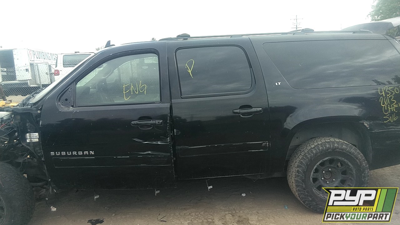 2013 CHEVROLET SUBURBAN 1500 partes disponibles