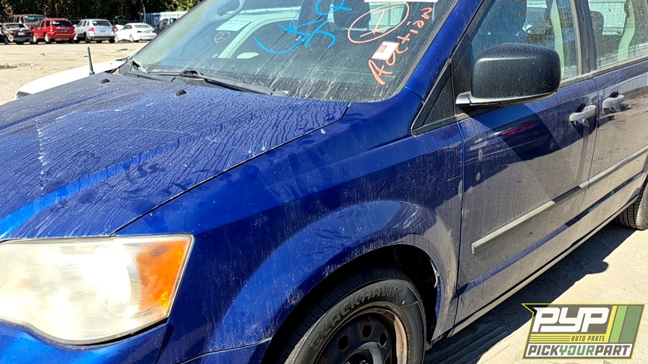 2013 DODGE GRAND CARAVAN partes disponibles