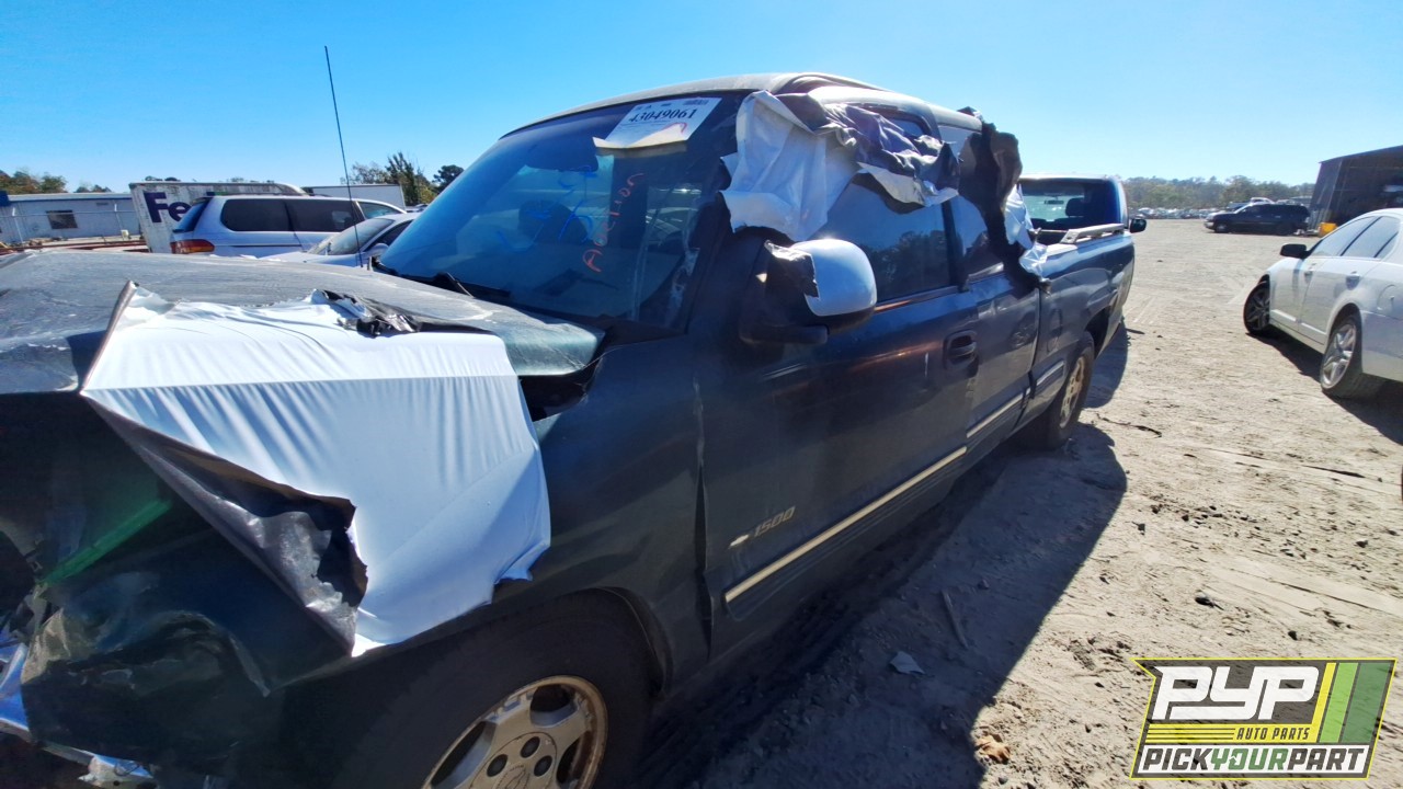 2001 CHEVROLET SILVERADO 1500 available for parts