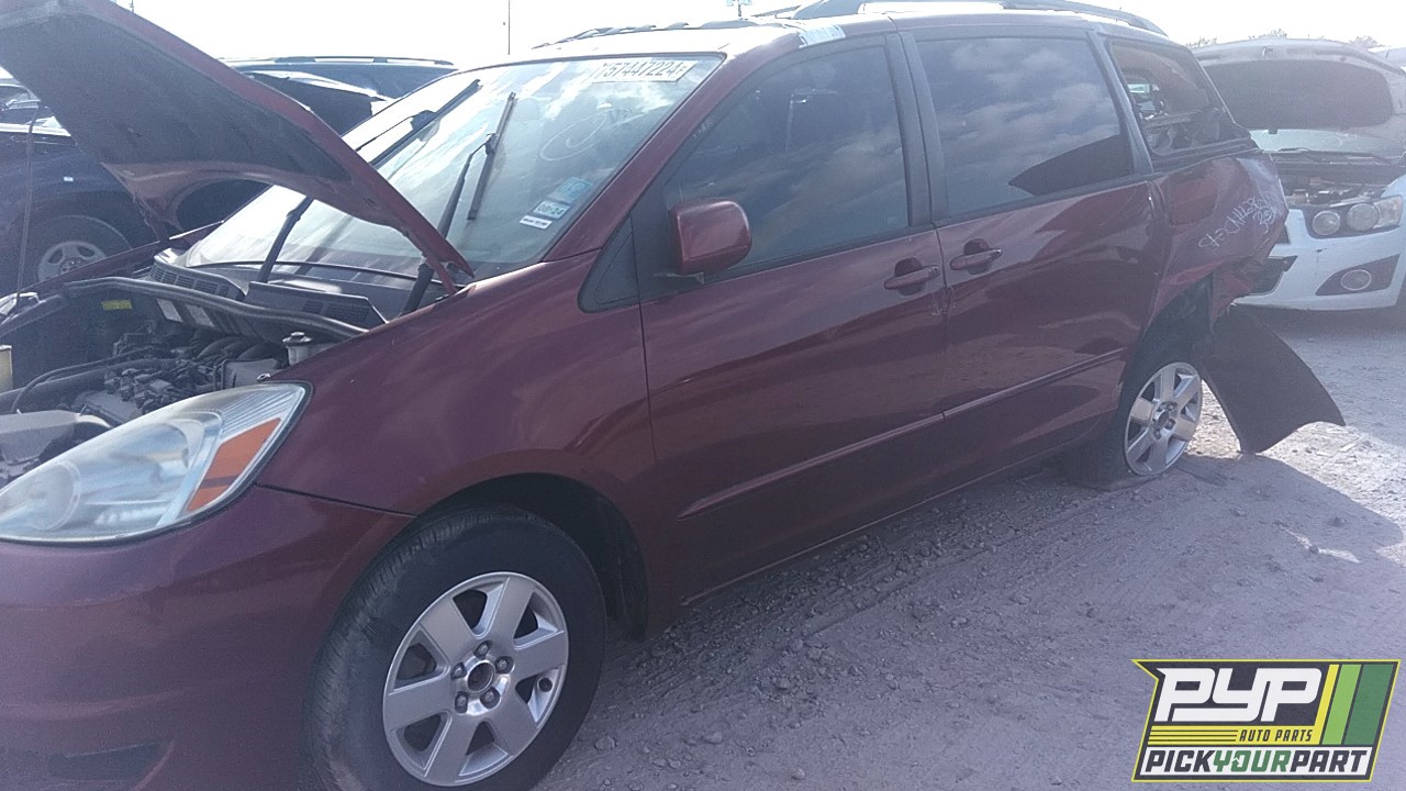 2004 TOYOTA SIENNA available for parts