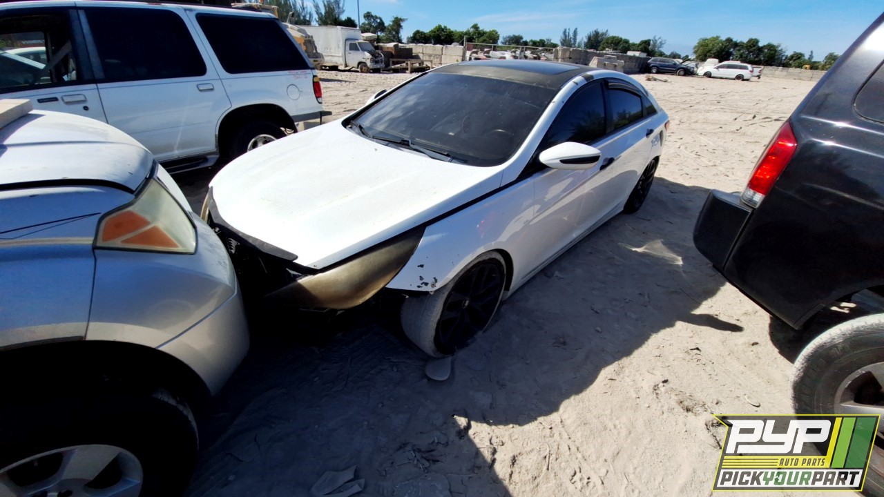 2013 HYUNDAI SONATA available for parts