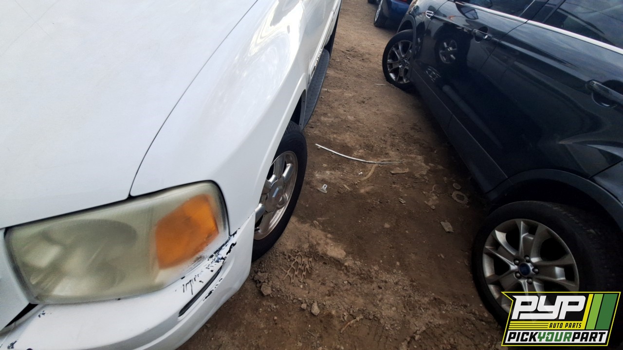 2003 GMC ENVOY available for parts