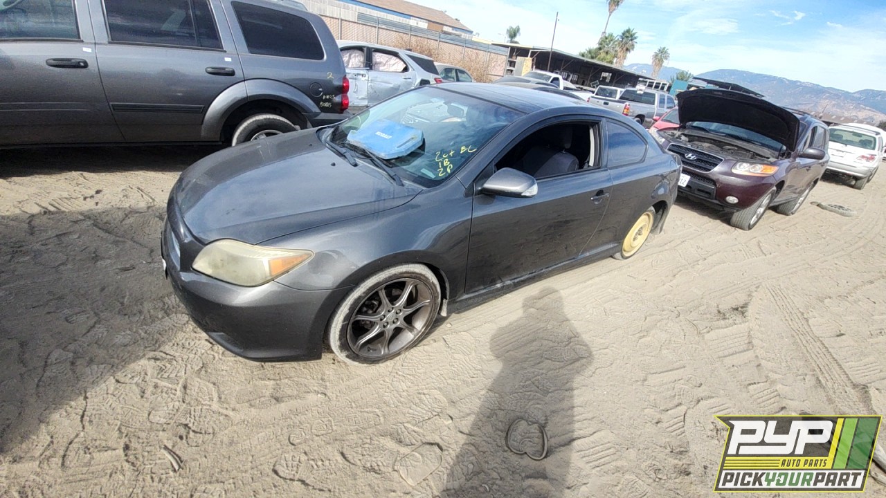 2006 SCION TC partes disponibles