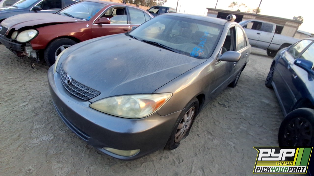 2004 TOYOTA CAMRY partes disponibles