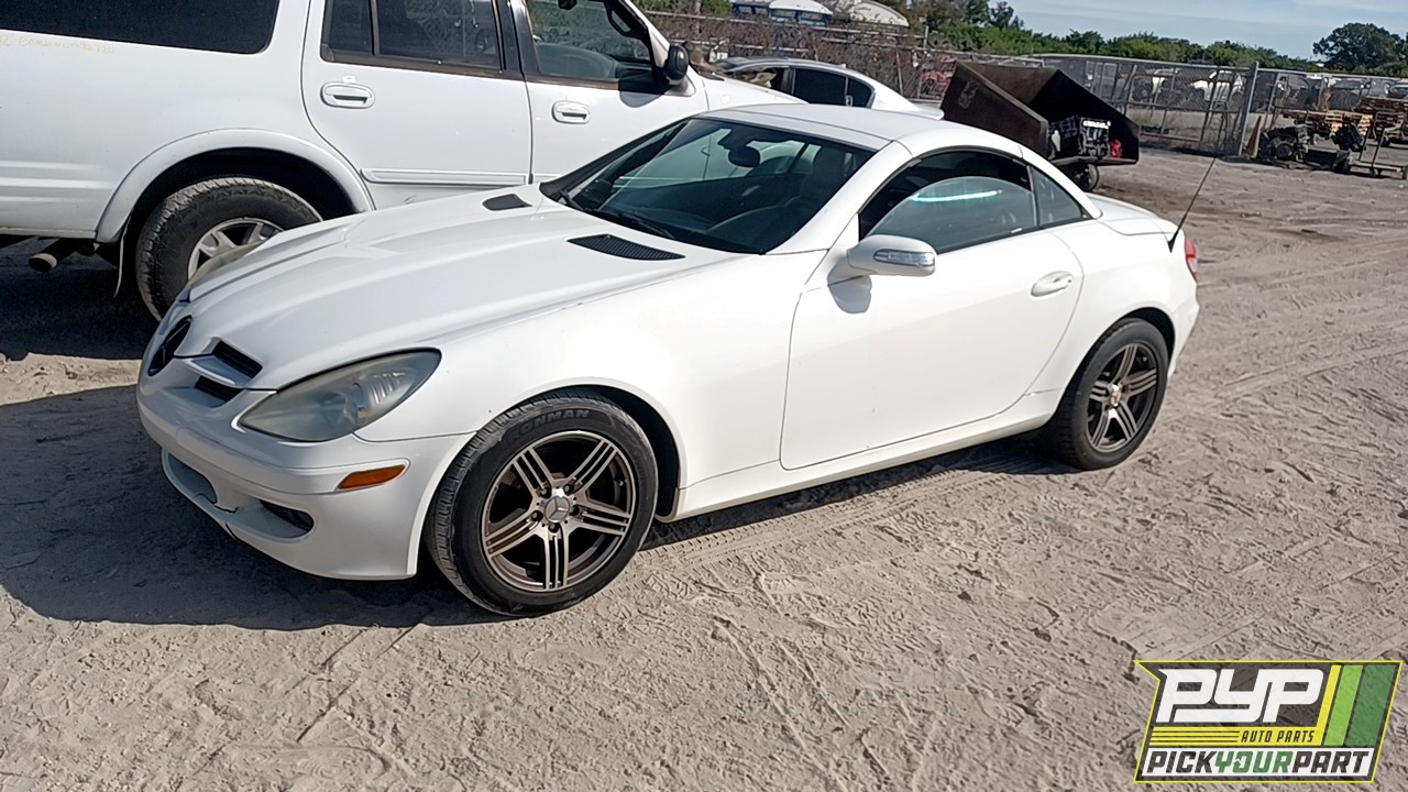 2006 MERCEDES-BENZ SLK280 available for parts