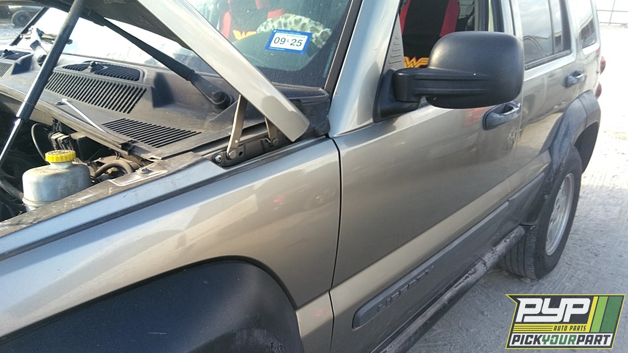 2005 JEEP LIBERTY partes disponibles