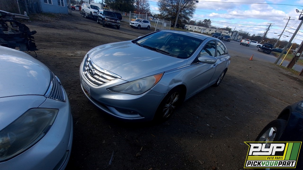 2013 HYUNDAI SONATA available for parts