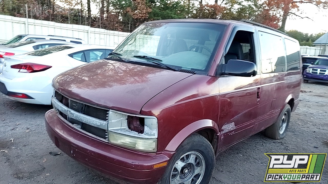 2000 GMC SAFARI available for parts