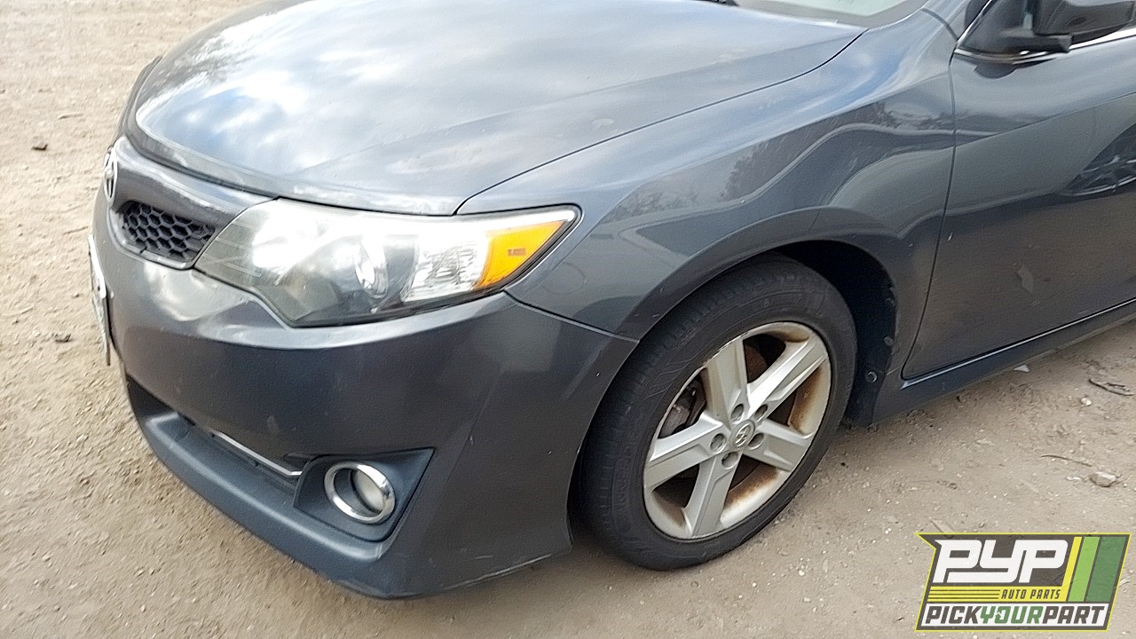 2012 TOYOTA CAMRY partes disponibles