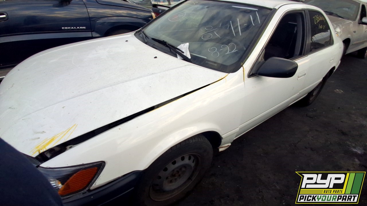 2001 TOYOTA CAMRY partes disponibles