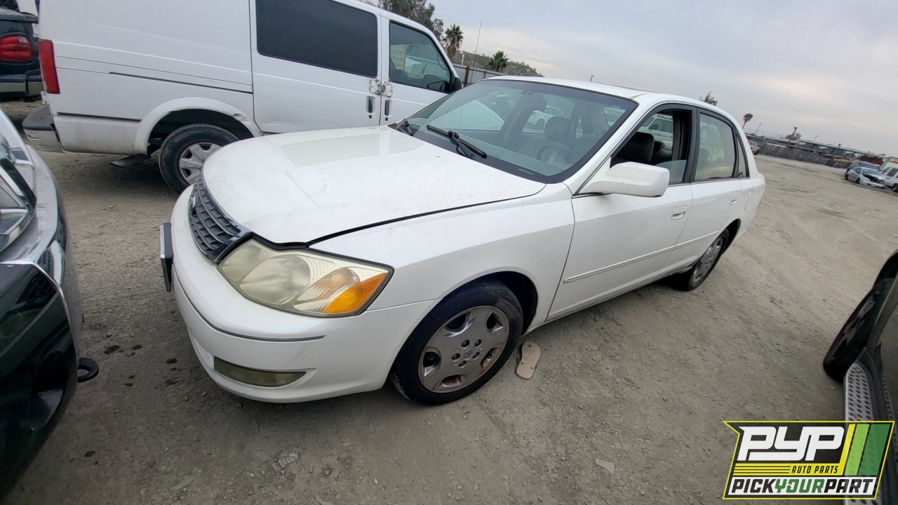 2003 TOYOTA AVALON partes disponibles