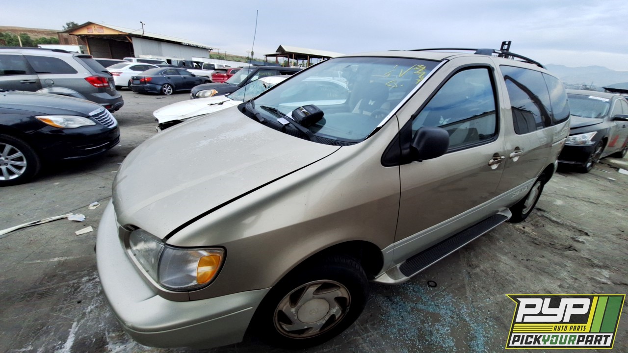 2000 TOYOTA SIENNA available for parts