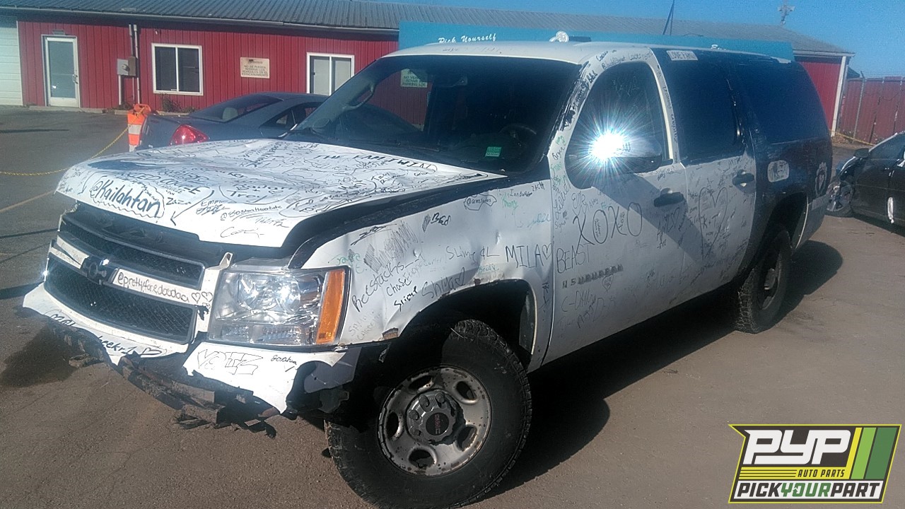 2008 CHEVROLET SUBURBAN 2500 available for parts