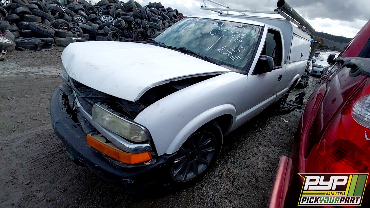 2003 CHEVROLET S10 available for parts