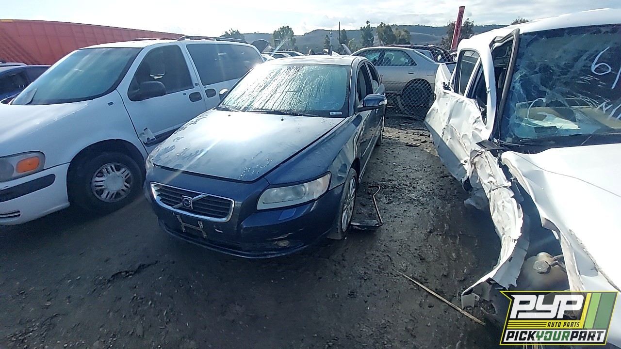 2010 VOLVO S40 available for parts
