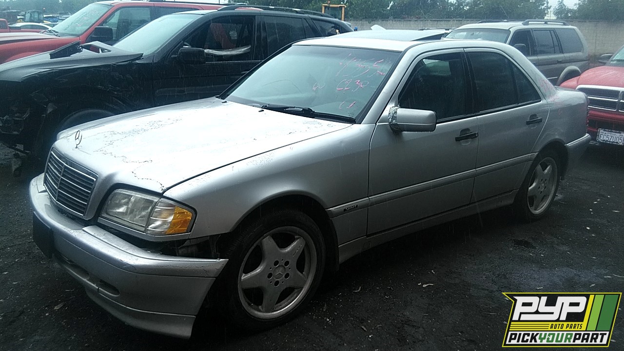 2000 MERCEDES-BENZ C230 partes disponibles