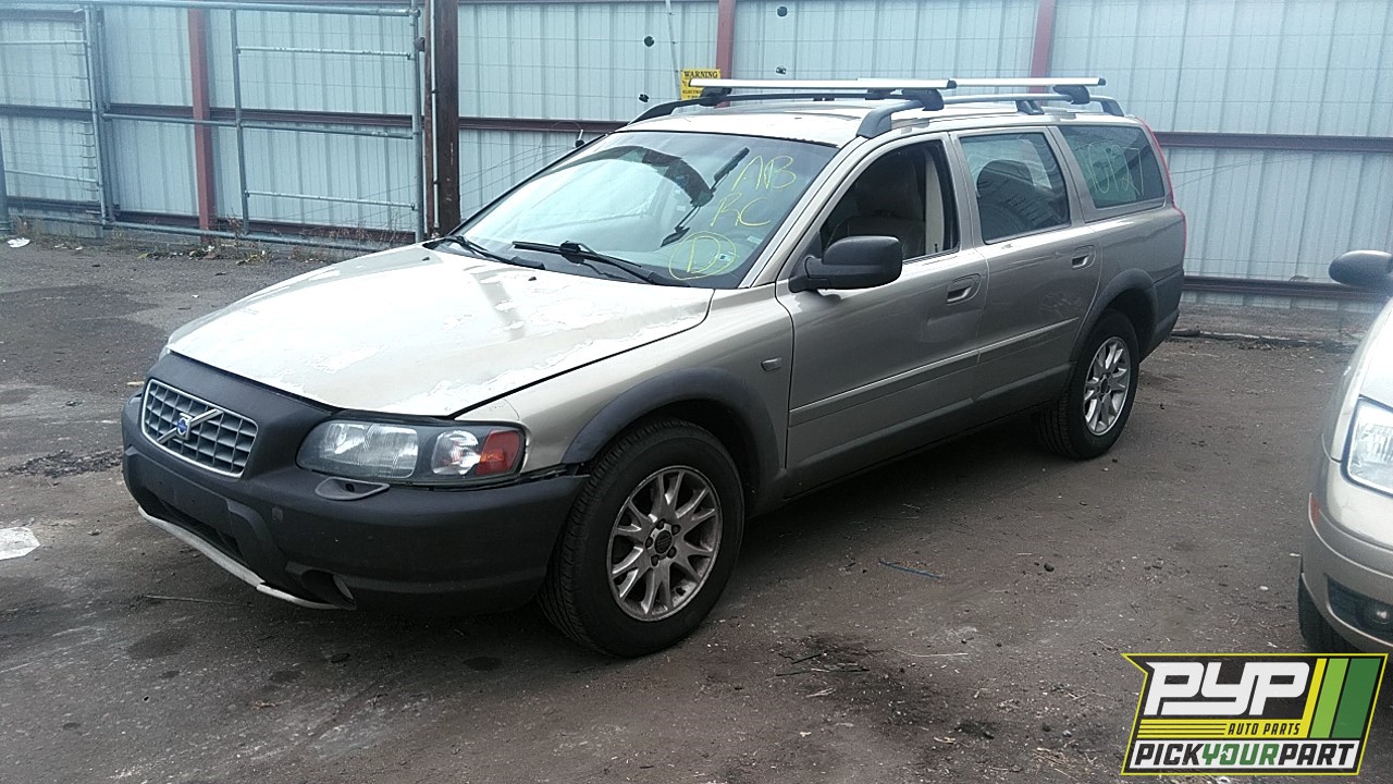 2004 VOLVO XC70 partes disponibles