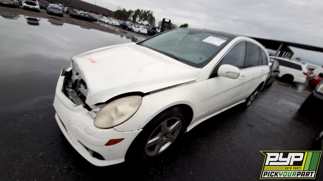 2006 MERCEDES-BENZ R500 partes disponibles