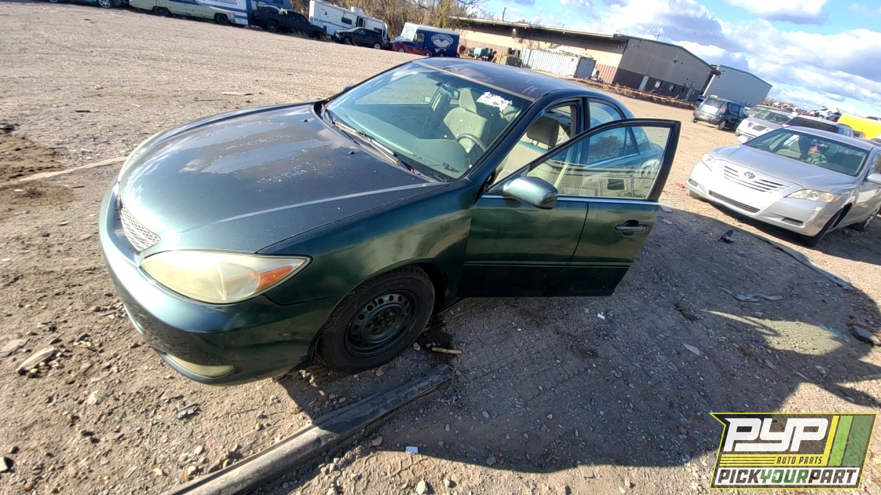 2002 TOYOTA CAMRY partes disponibles