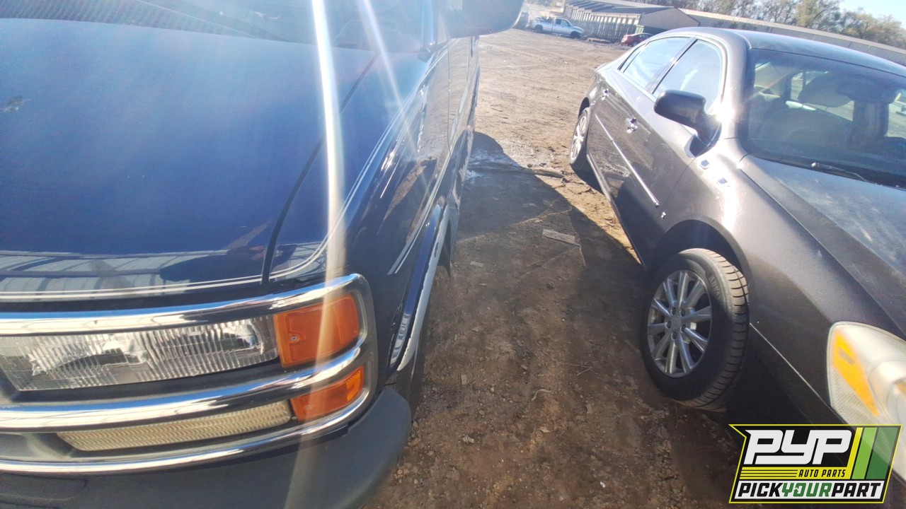 2000 CHEVROLET EXPRESS 1500 available for parts