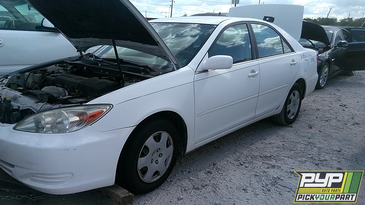 2002 TOYOTA CAMRY partes disponibles